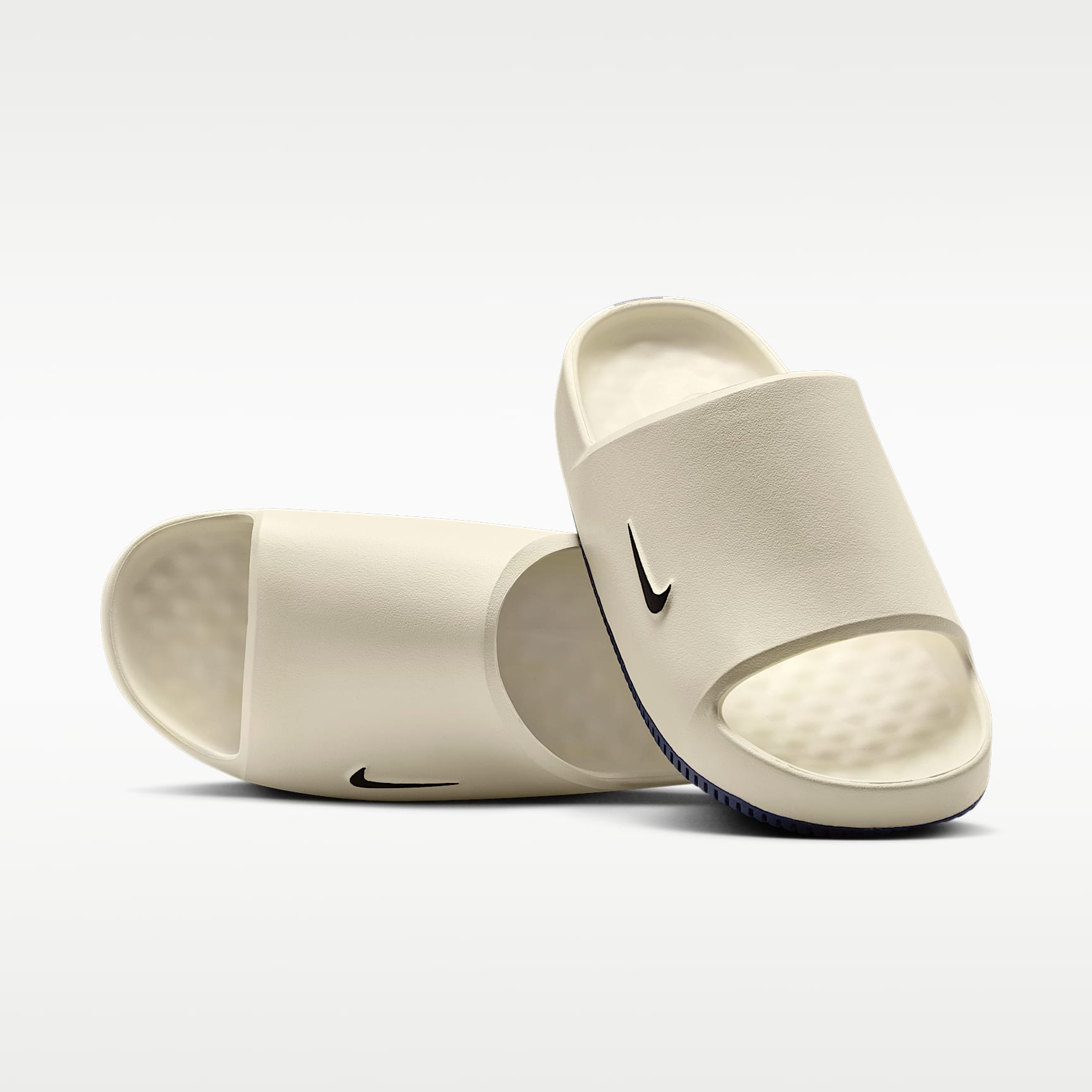 Nike Calm (Penn State) Men's College Slides. Nike.com